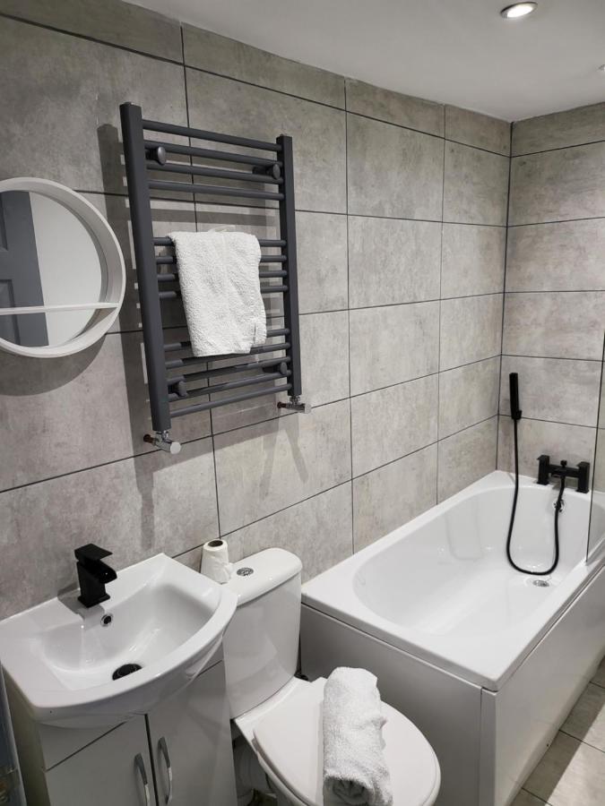 Vetrelax 4Bedroom House With Garden And Parking Colchester Exteriör bild